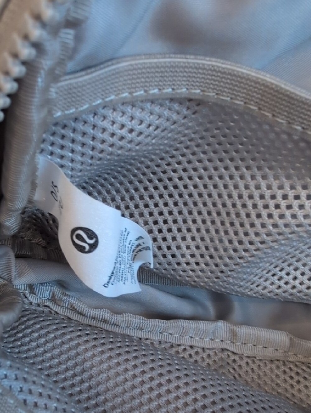 lululemon athletica Women's Light Sage Gray Belt Bag - Picture 5 of 7